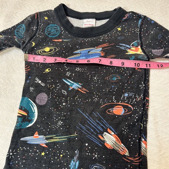 Hanna Andersson Space Pajamas - Picture 6 of 13